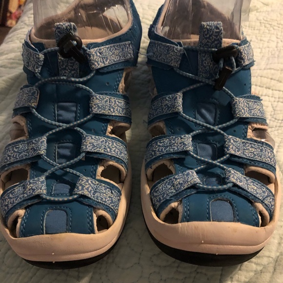 ll bean sandals